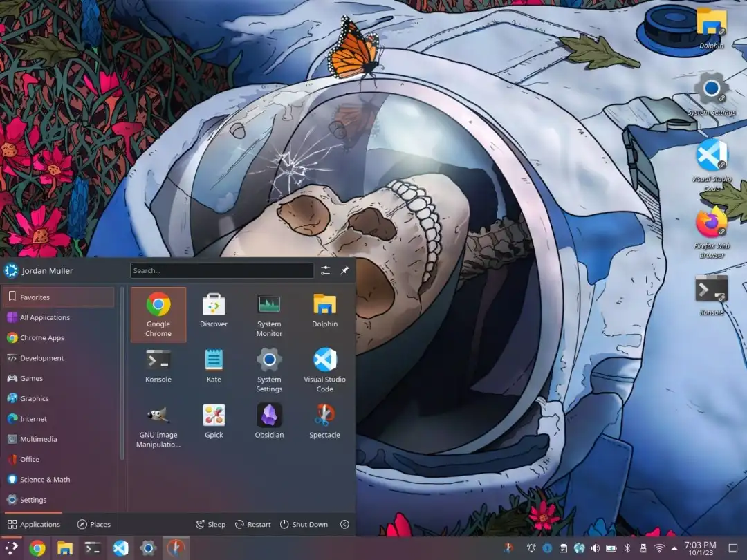 Kubuntu Linux desktop interface showing a stylized astronaut in a damaged suit with a butterfly on the helmet, with various application icons visible.
